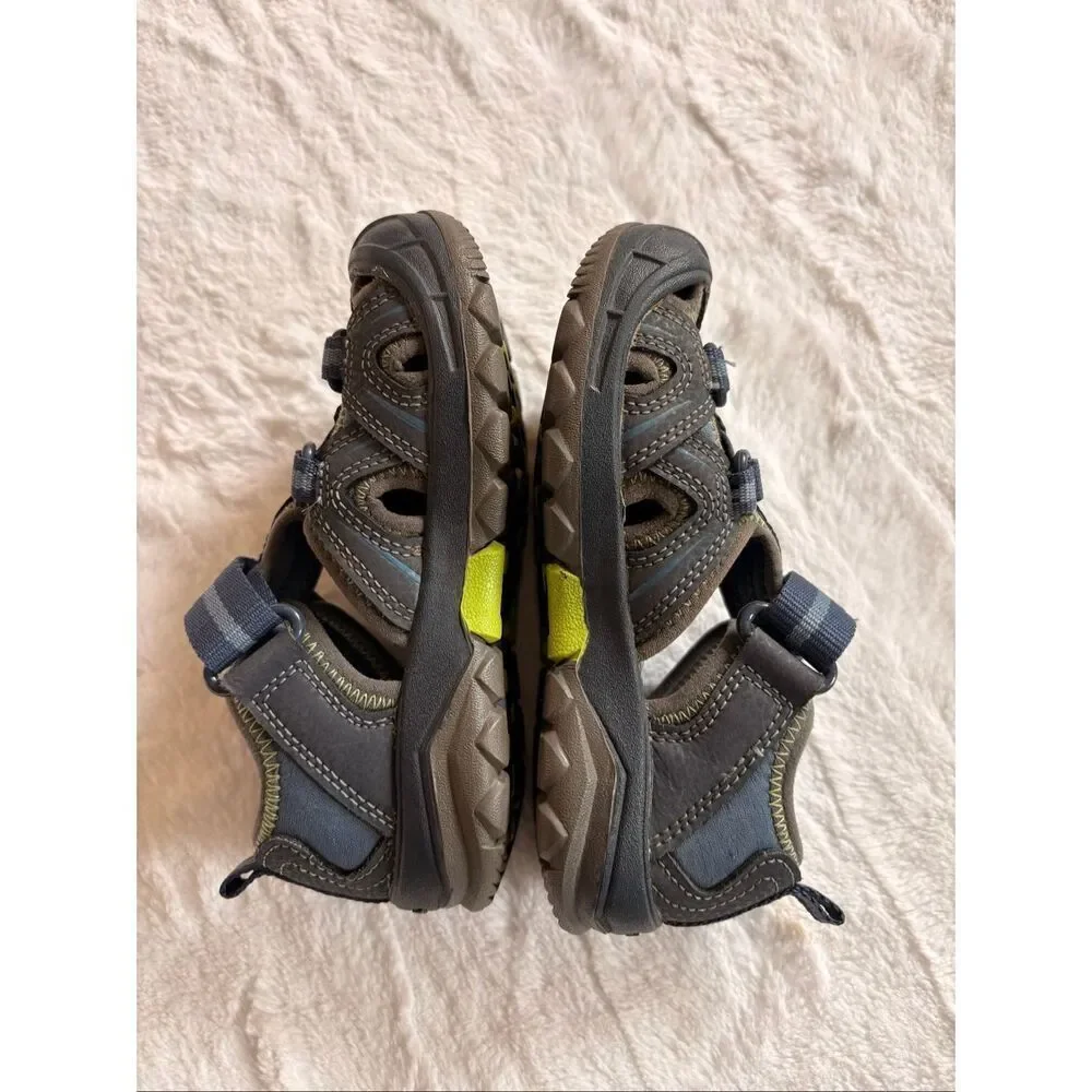 Merrell Boys Sandals Size 10 – Closed Toe Leather Hiking Water Shoes, Adjustable